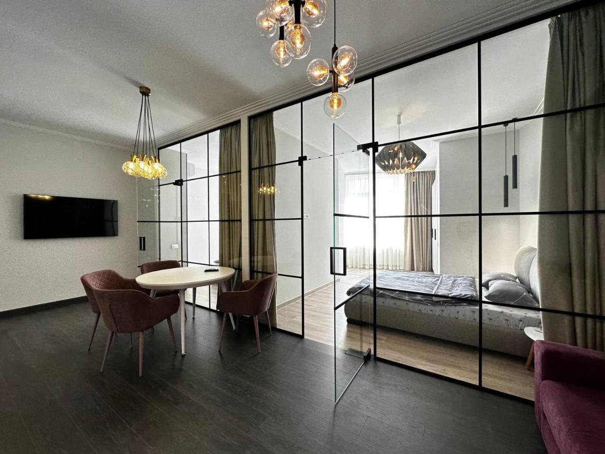 Sea Symphony 3-Bedrooms Lux Apartment โอเดสซา ภายนอก รูปภาพ